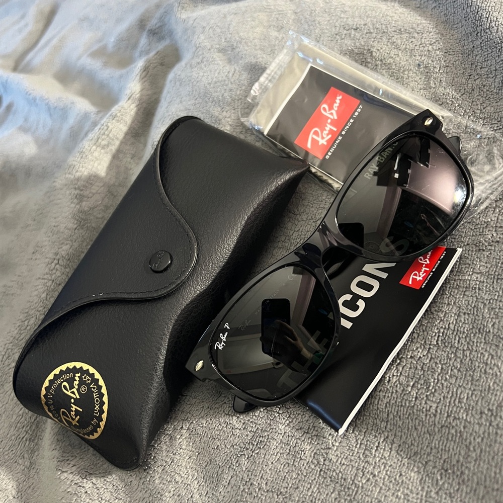 Rayban Sunglasses - Picture 4 of 5